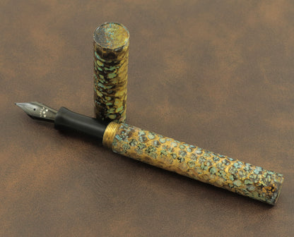 Shipwreck - Hammered All Brass Metal Fountain Pen