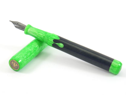Green Pearl Drip Fountain Pen