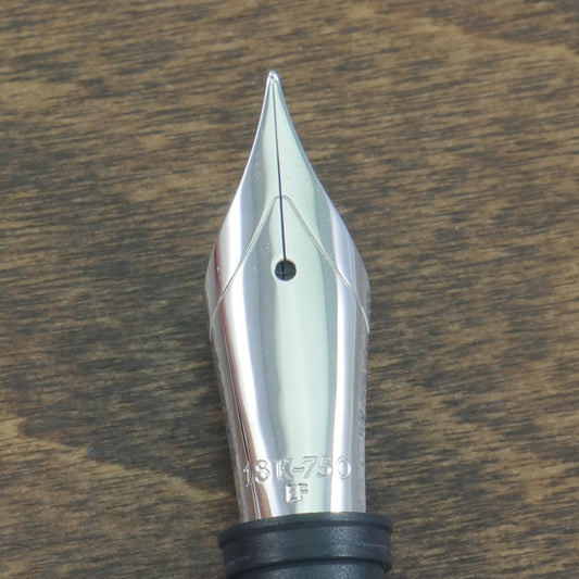 Jowo6.EF.18kG.JPG